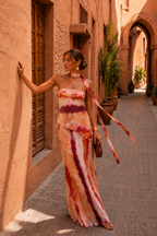 Robe longue imprimée à décolleté cœur