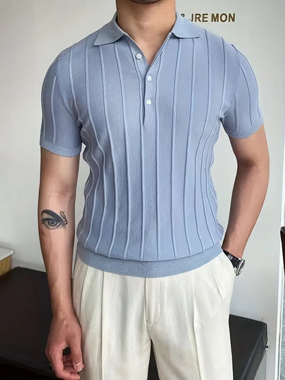 Ravissante : Chemise Rayée d'Élégance Décontractée