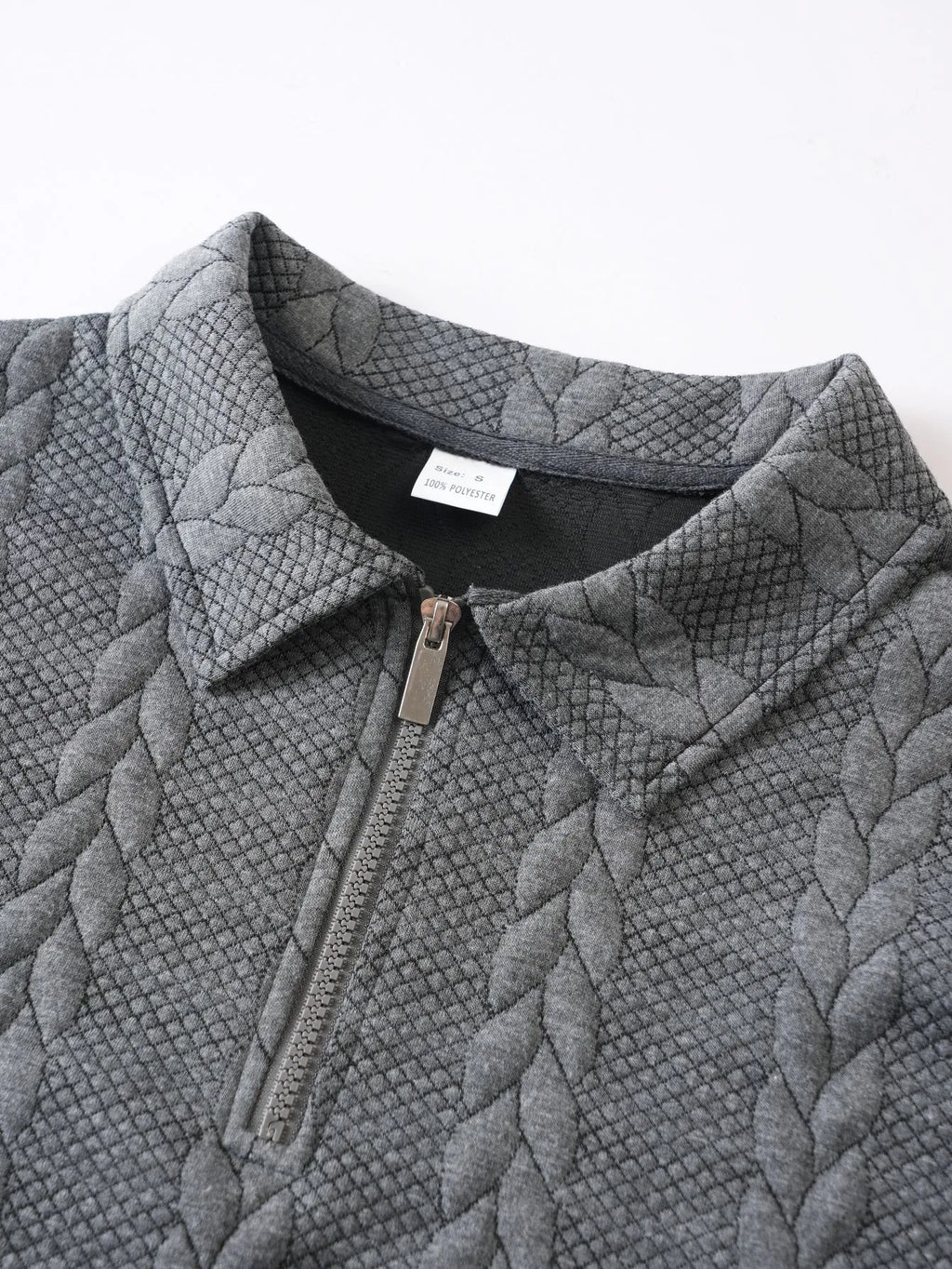 Pull Jacquard à Col Montant et Demi-Zip