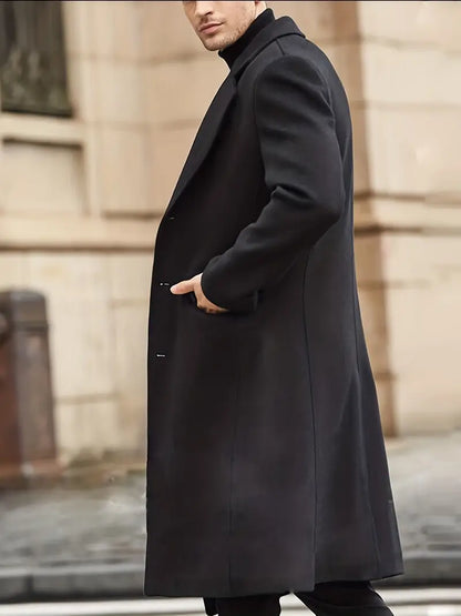 Classico : Le trench-coat élégant pour homme